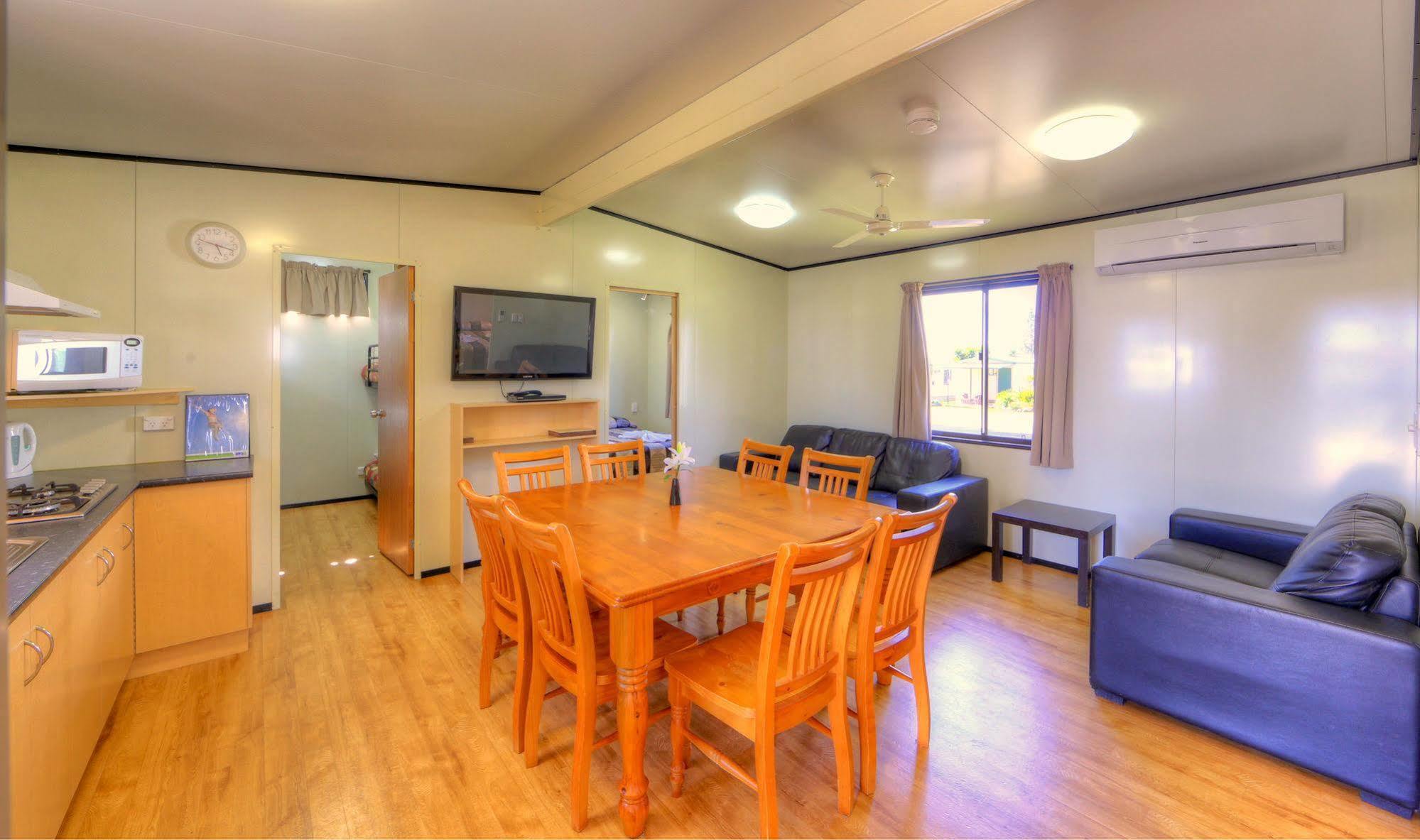 Big4 Toowoomba Garden City Holiday Park Exterior photo